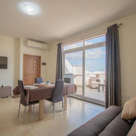 Kernice Penthouse With Sea And Country Views Of Xghajra Eksteriør bilde