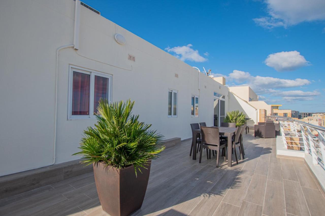 Kernice Penthouse With Sea And Country Views Of Xghajra Eksteriør bilde