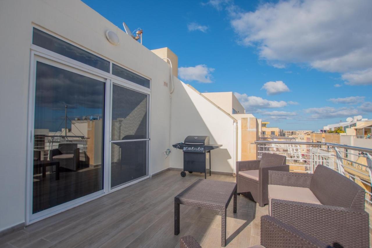 Kernice Penthouse With Sea And Country Views Of Xghajra Eksteriør bilde